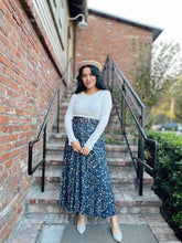 Load image into Gallery viewer, Melissa Floral Print Pleated Maxi Skirt in Blue