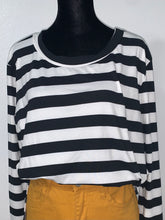 Load image into Gallery viewer, Black & White Striped Tunic (Plus sizes)