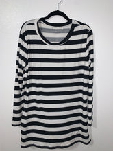 Load image into Gallery viewer, Black & White Striped Tunic (Plus sizes)