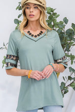 Load image into Gallery viewer, Reverse Overlook Contrast Top in Sage