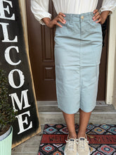 Load image into Gallery viewer, The Remi Robin in Lt. Blue Midi Denim (2-24)