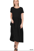 Load image into Gallery viewer, Sandy Tiered Short Sleeve Midi Dress in Black
